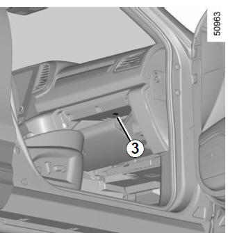 Interior lighting: changing bulbs