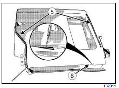 Rear seat trim